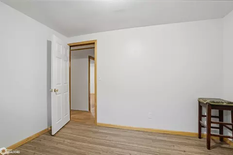 Bedroom - 936 E County Rd 1450, Hamilton, IL 62341 photo 6 of 7