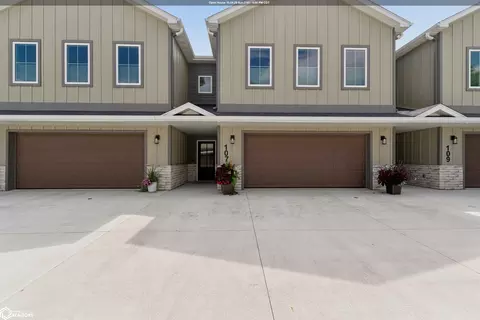 107 Stonebrook Ct, Clear Lake, IA 50428