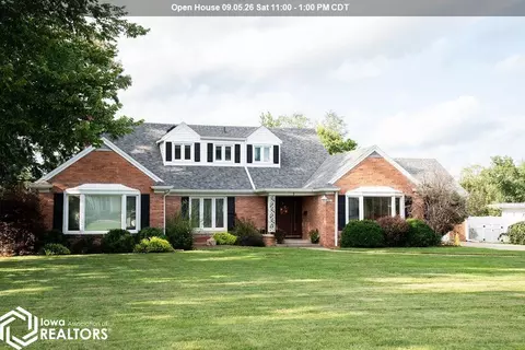 5 Raynan Dr, Ottumwa, IA 52501