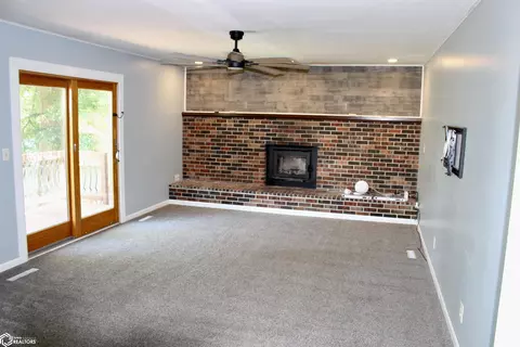 Living - 1406 E 17th St, Atlantic, IA 50022 photo 3 of 4