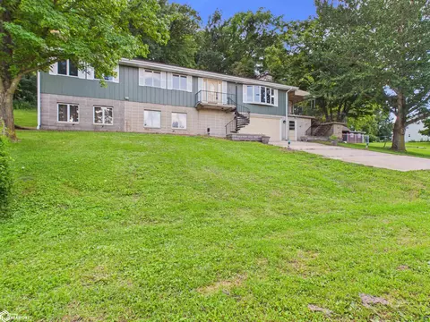 1061 E Co Rd 2820, Niota, IL 62358