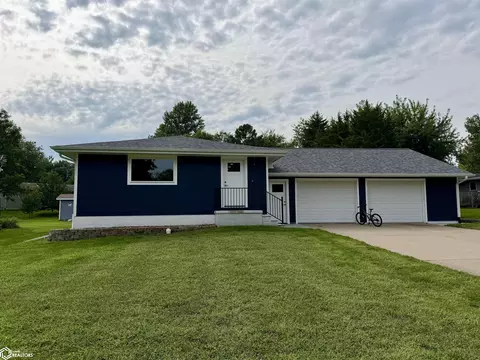 1833 Prairie St, Grinnell, IA 50112