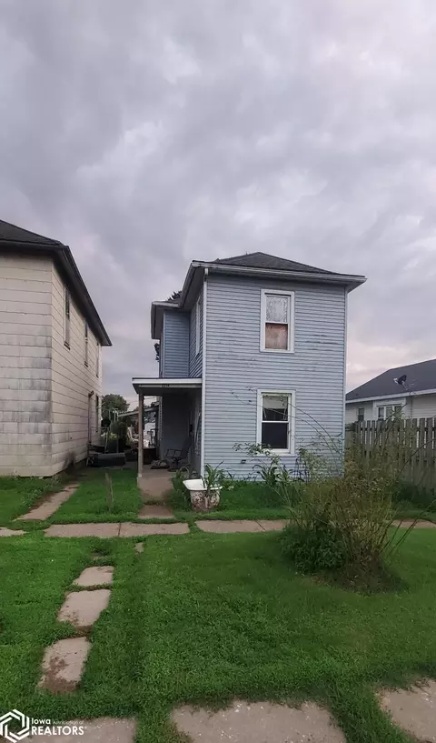 2314 Avenue I, Fort Madison, IA 52627