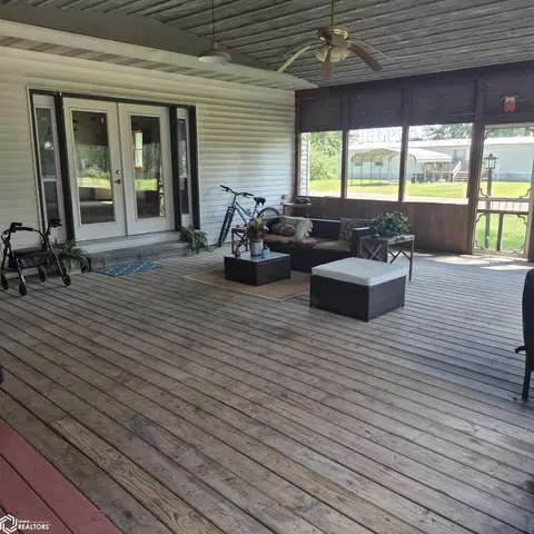 Exterior - 303 E Walnut, Eldon, IA 52554 photo 1 of 2