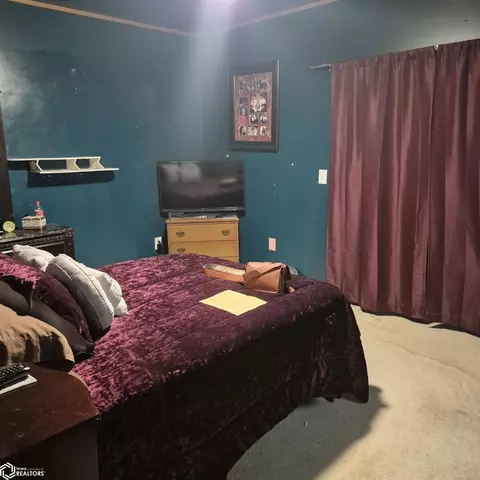 Bedroom - 303 E Walnut, Eldon, IA 52554 photo 4 of 4