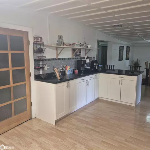 Kitchen - 303 E Walnut, Eldon, IA 52554 photo 2 of 2