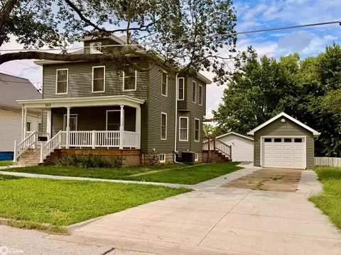 1612 Smith St, Burlington, IA 52601