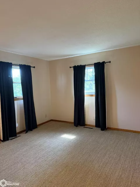 Bedroom - 1010 E 13th St, Atlantic, IA 50022 photo 1 of 5