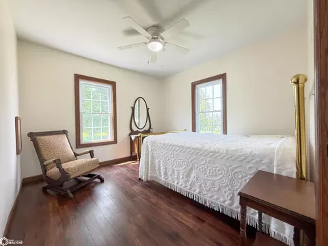 Bedroom - 716 1st Ave NE, Hampton, IA 50441 photo 1 of 2