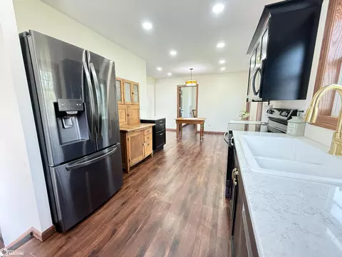 Kitchen - 716 1st Ave NE, Hampton, IA 50441 photo 3 of 3
