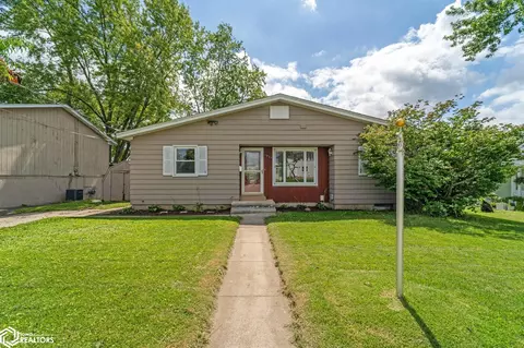 1032 C Ave, Nevada, IA 50201