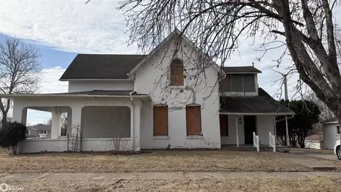 726 N 12th St, Keokuk, IA 52632