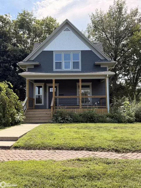 110 W Valley Ave, Shenandoah, IA 51601