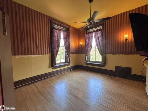 Bedroom - 409 E Washington St, Centerville, IA 52544 photo 4 of 4