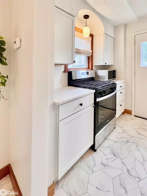 Kitchen - 1415 E State St, Algona, IA 50511 photo 1 of 5
