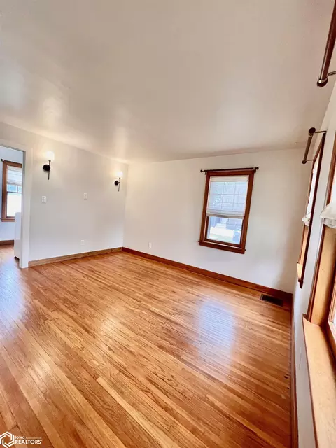 Living - 1415 E State St, Algona, IA 50511 photo 1 of 3