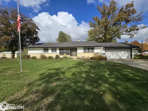 1003 SW 1st St, Eagle Grove, IA 50533