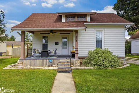 816 9th Ave, Marion, IA 52302