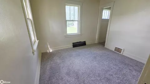 Bedroom - 705 Eagle St, Scranton, IA 51462 photo 3 of 4