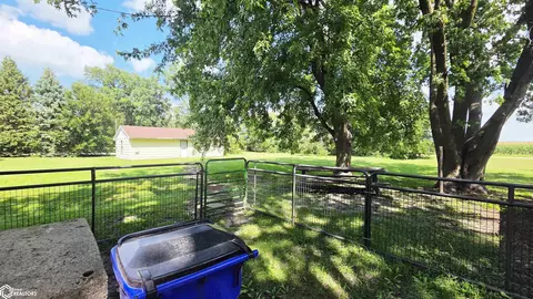 Exterior - 705 Eagle St, Scranton, IA 51462 photo 4 of 11