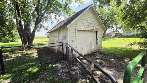 Exterior - 705 Eagle St, Scranton, IA 51462 photo 3 of 11