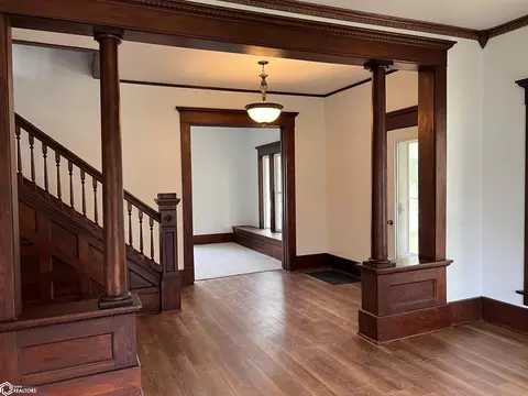 Living - 415 7th St, Murray, IA 50174 photo 1 of 5