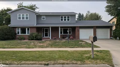 120 Woodbine, Mason City, IA 50401