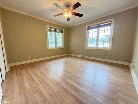Bedroom - 715 4th Ave SE, Hampton, IA 50441 photo 2 of 4