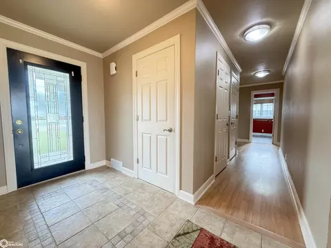 Entry Way - 715 4th Ave SE, Hampton, IA 50441 photo 2 of 2