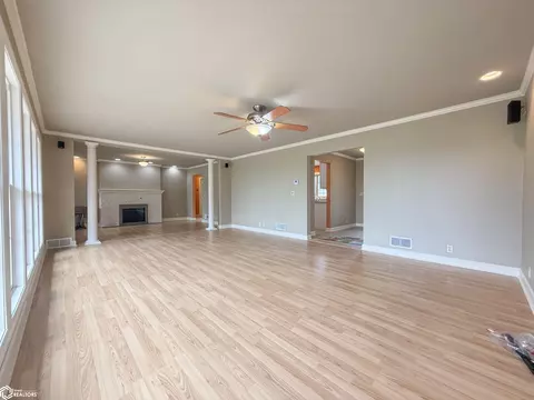 Living - 715 4th Ave SE, Hampton, IA 50441 photo 6 of 7