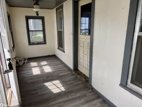Exterior - 615 E 5th St, Carroll, IA 51401 photo 3 of 3