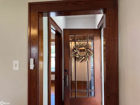 Entry Way - 808 Ring St, Mapleton, IA 51034 photo 7 of 7