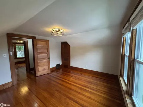 Bedroom - 808 Ring St, Mapleton, IA 51034 photo 9 of 10