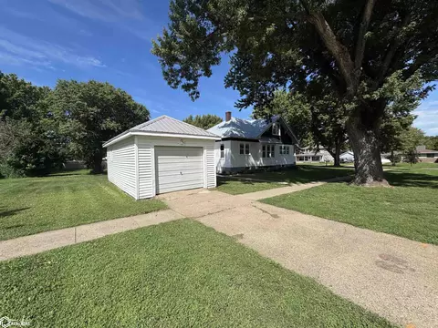 Exterior - 808 Ring St, Mapleton, IA 51034 photo 9 of 13