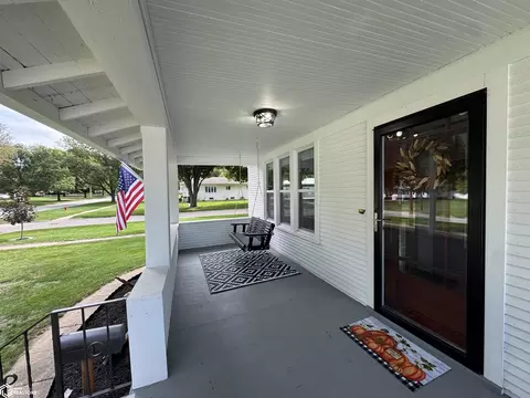 Exterior - 808 Ring St, Mapleton, IA 51034 photo 5 of 13