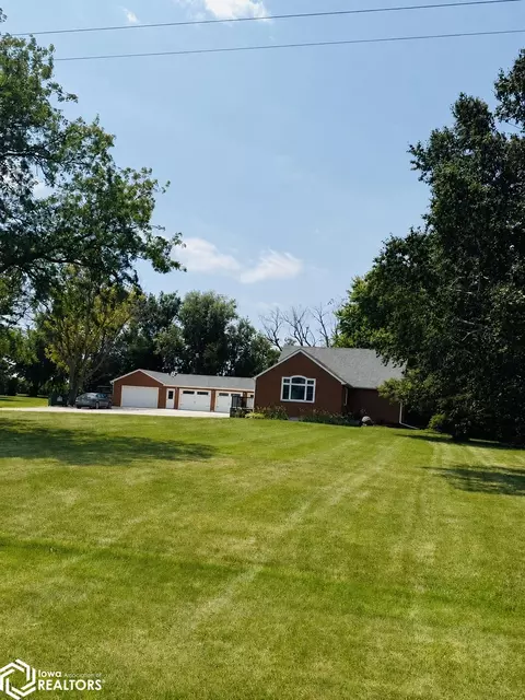 4607 580th Ave, West Bend, IA 50597