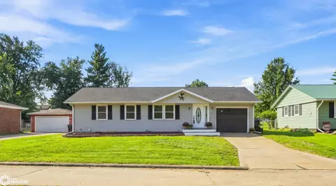 11 Rainbo Dr, Keokuk, IA 52632
