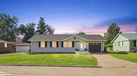 11 Rainbo Dr, Keokuk, IA 52632