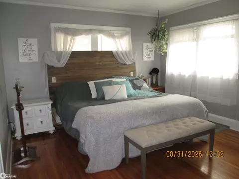 Bedroom - 409 E 7th St, Atlantic, IA 50022 photo 2 of 6