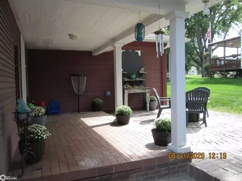 Exterior - 409 E 7th St, Atlantic, IA 50022 photo 7 of 15