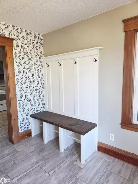 Entry Way - 2155 Benson St, Weldon, IA 50264 photo 1 of 2
