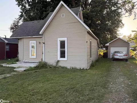 413 S Milner St, Ottumwa, IA 52501