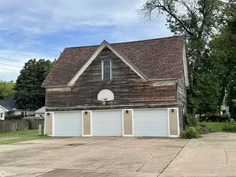 Exterior - 430 E 3rd St, Glidden, IA 51443 photo 4 of 8