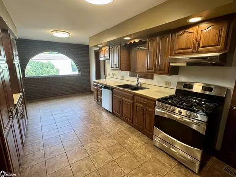 Kitchen - 430 E 3rd St, Glidden, IA 51443 photo 5 of 6