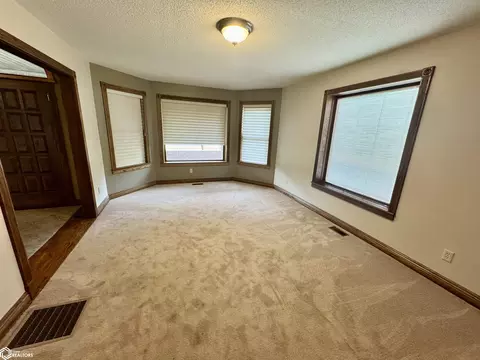 Living - 430 E 3rd St, Glidden, IA 51443 photo 1 of 3