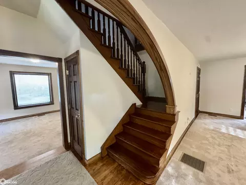 Entry Way - 430 E 3rd St, Glidden, IA 51443 photo 1 of 1