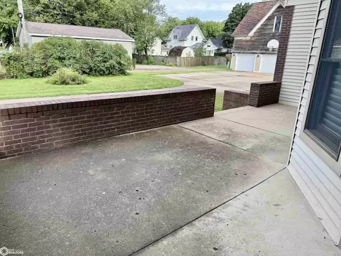 Exterior - 430 E 3rd St, Glidden, IA 51443 photo 6 of 8