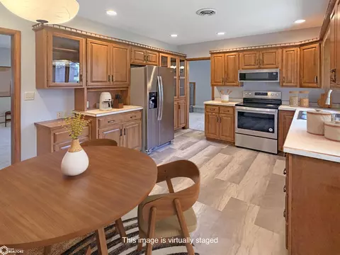 Kitchen - 9 19th Ave NE, Hampton, IA 50441 photo 1 of 4