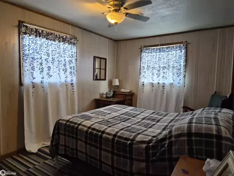 Bedroom - 12821 Killdeer Ave, Kellogg, IA 50135 photo 1 of 4