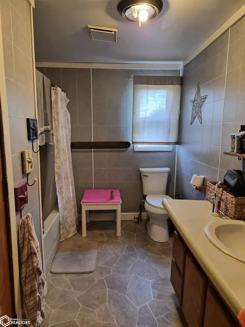 Bath - 12821 Killdeer Ave, Kellogg, IA 50135 photo 4 of 4